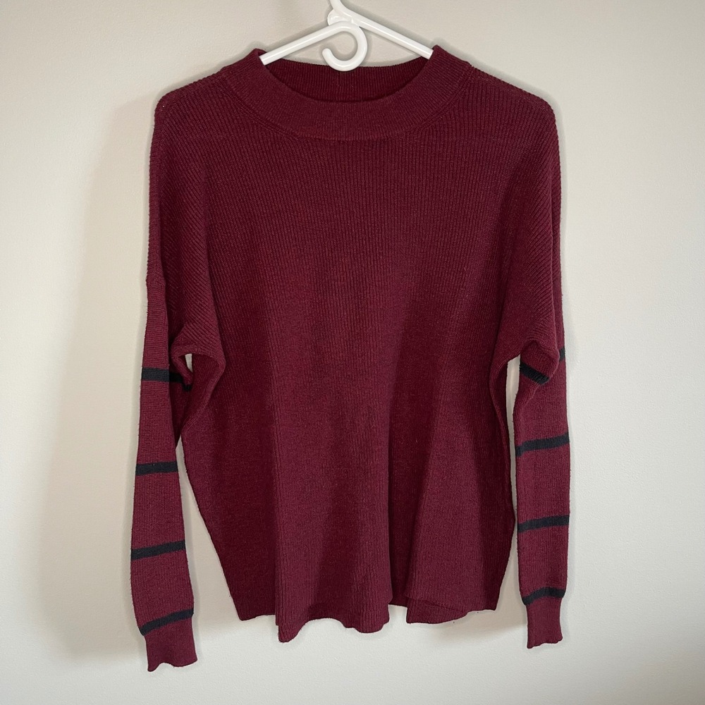 American Eagle Burgundy Mock Neck Sweater Striped Sleeve‎ Pullover Knit Womens M